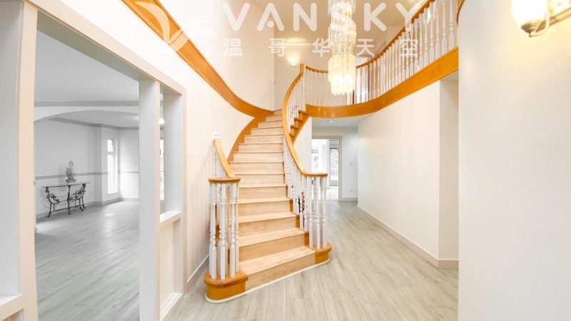 250717124745_9750 Bakerview Drive Richmond-13.jpg